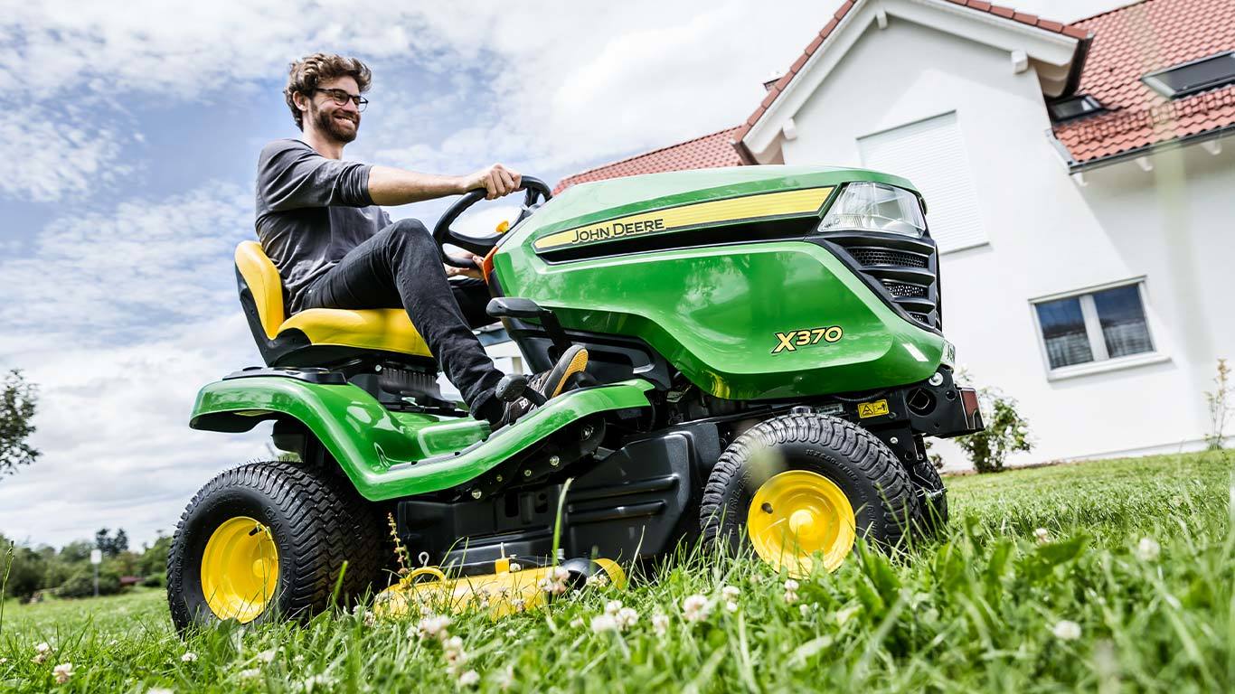 John Deere X370 Lawn Tractor (2021 2024) Specifications LECTURA Specs