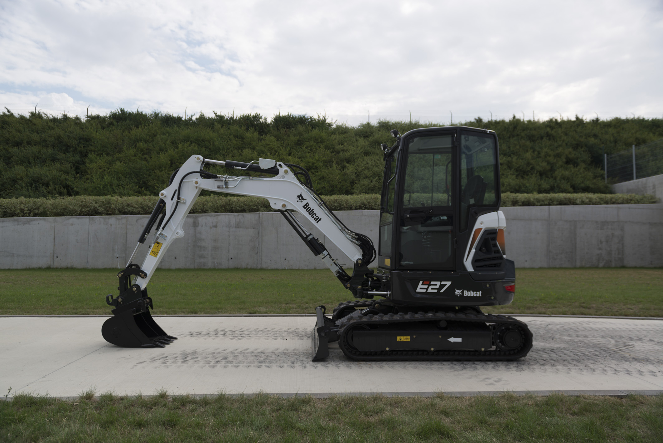 Bobcat E27 Excavator Specs 2018 2021 Diggers Lectura Specs.