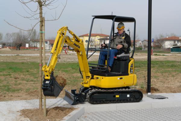 Komatsu Pc18mr 3 Excavator Specs 08 21 Diggers Lectura Specs