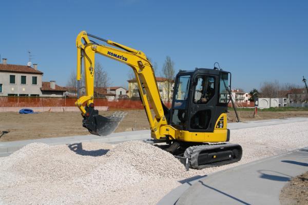 Komatsu PC45MR-3 excavator specs (2008 - 2017) | Diggers