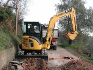Komatsu PC50MR-2 excavator specs & dimensions (2004 - 2010