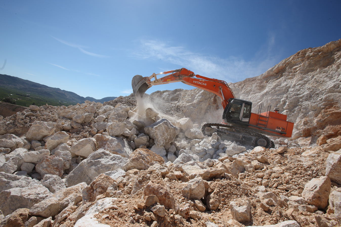 【ちページ】 Hitachi ZX 520 LCH-3 Teknik Özellikler ve Veriler (2003-2010