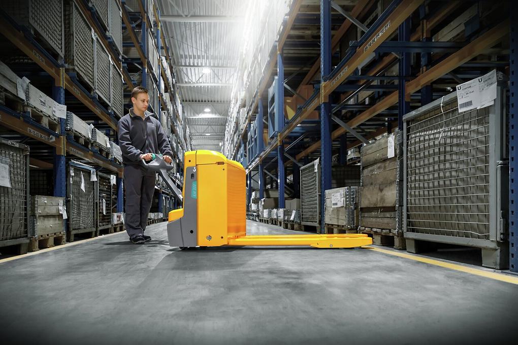 Jungheinrich EJE 235 pallet jacks specs (2021 2024) LECTURA Specs