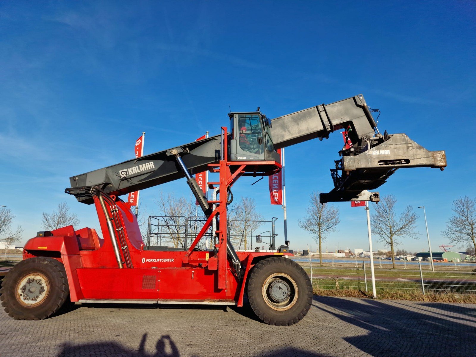 Kalmar DRD45070S5XS reach stacker specs [(yearyear)] LECTURA Specs