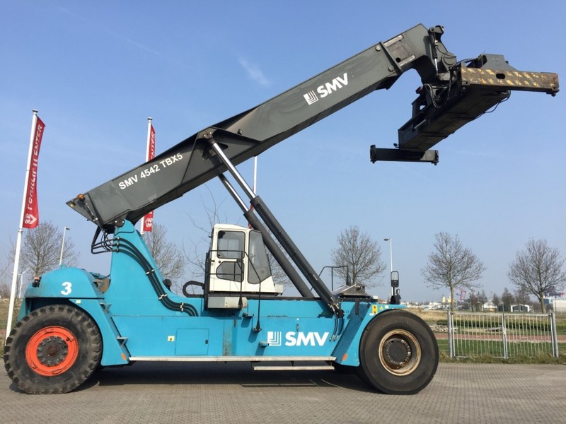 Konecranes SMV 4542 TBX 5 reach stacker specs [(yearyear)] LECTURA Specs