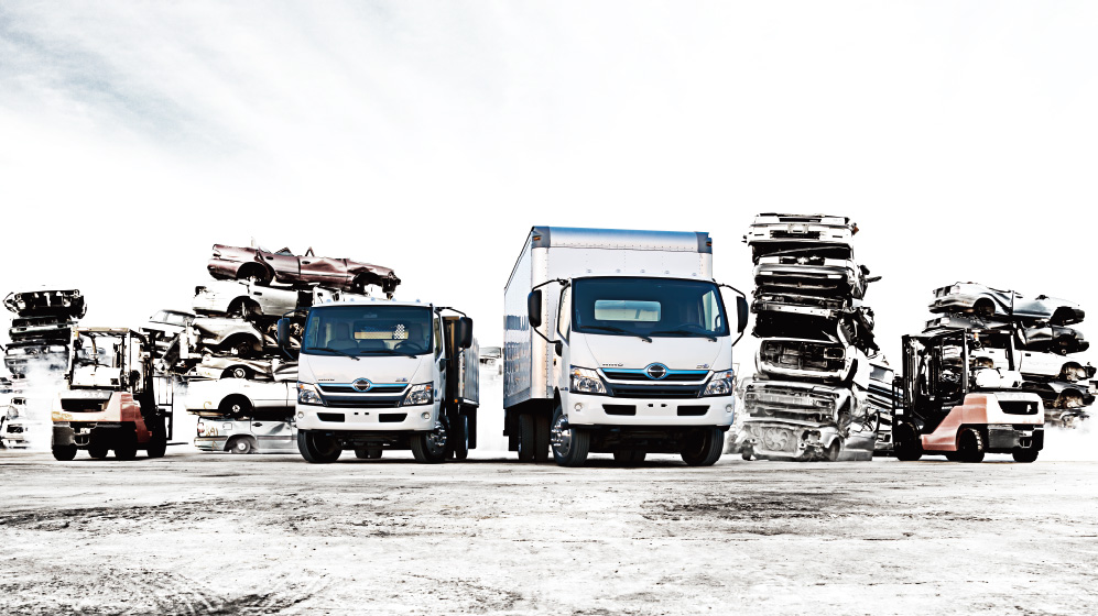 Hino 300 916 HYBRID 4x2 (2019 - 2025) Truck Specs | LECTURA