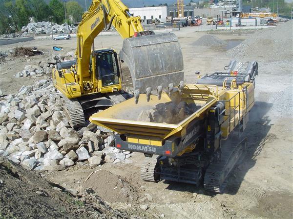 GIJOE 整備士 2007 Komatsu BR380JG Crawler Jaw Crusher - YouTube