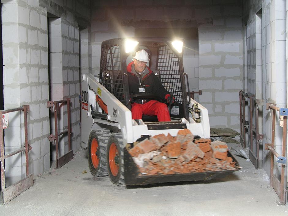 Comparison Bobcat Skid Steer Size Chart / Bobcat S570 Skid Steer Loader