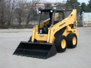 Komatsu SK1026-5 turbo Skid Steer Specs & Dimensions (2004