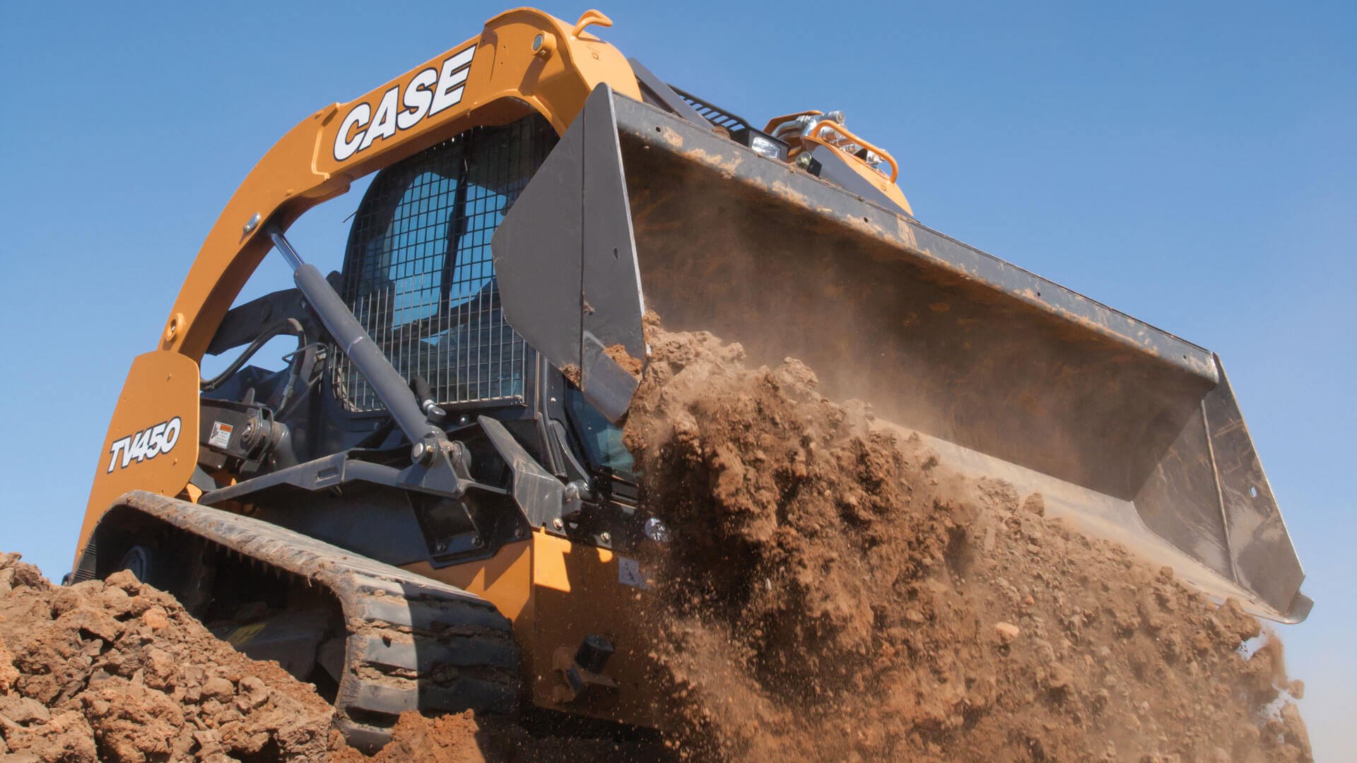 Tv450 Case - 2019 CASE TV450 CT6368 - Hills Machinery Company : We drag race to show the speed difference, we show them running over a 4x4 to show the suspensio.