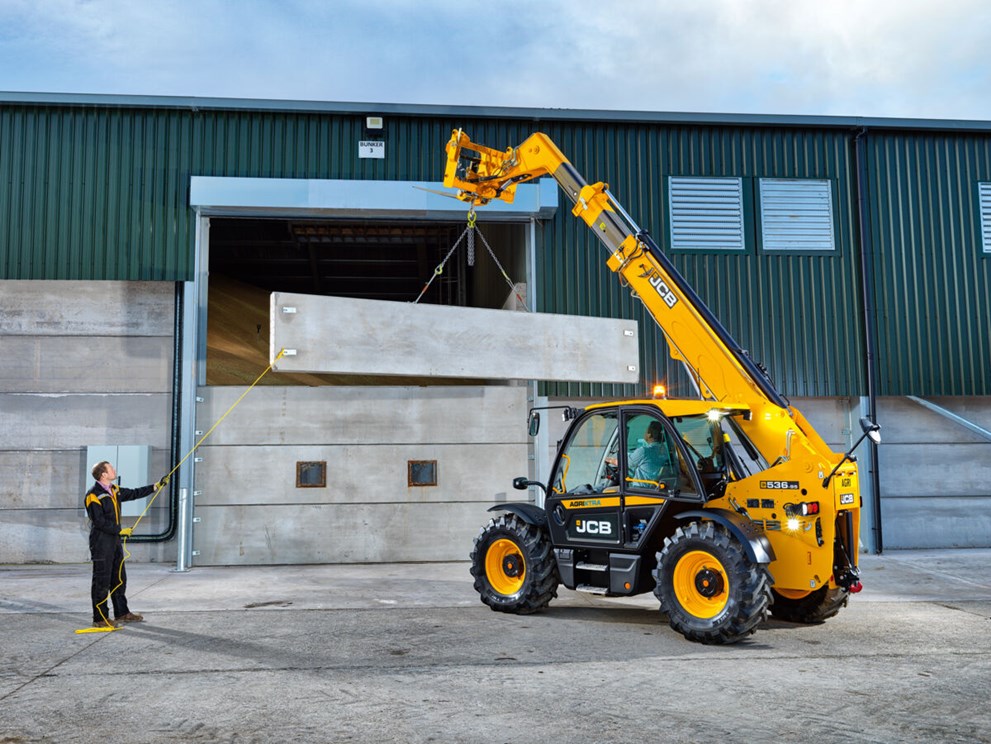 JCB 536-95 AGRI telehandler specs (2021 - 2022) | LECTURA Specs