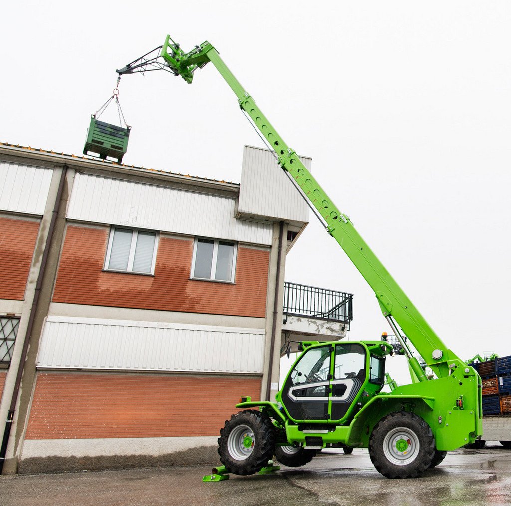 Merlo P 40.17 Plus telehandler specs (2019 2021) LECTURA Specs