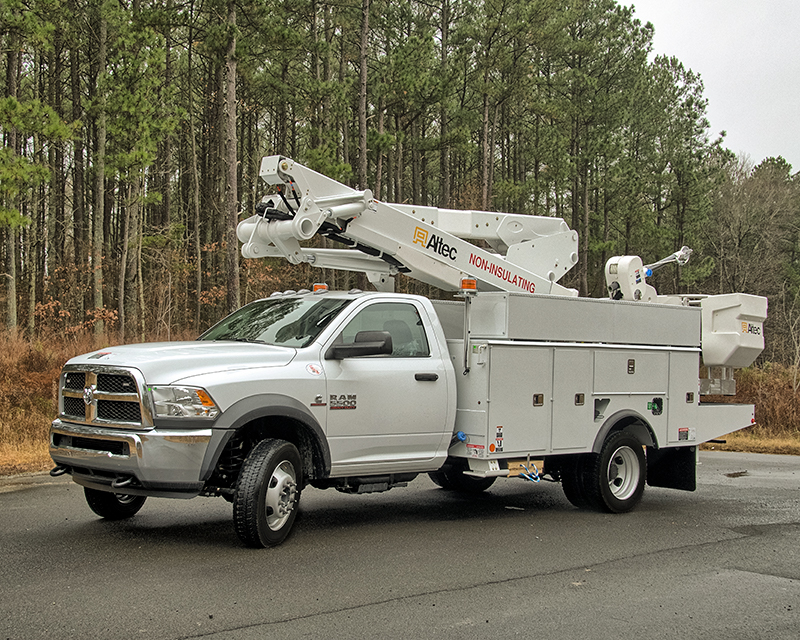 Altec AT37G Specs (2017 2024) Trailer Mounted Articulating Boom