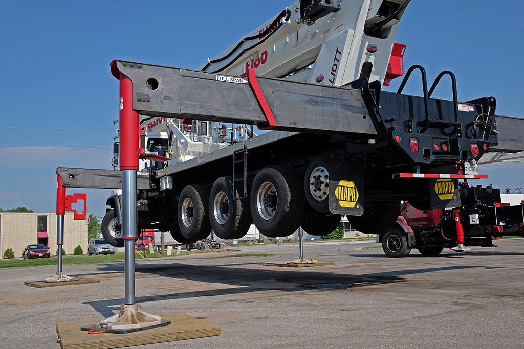 Elliott Equipment E160 ELine Specifications & Technical Data (2017