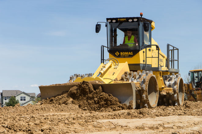 週間売れ筋 1:50 廃棄物コンパクター（BOMAG 1173 BC compactor waste Bomag 建設車両、作業車