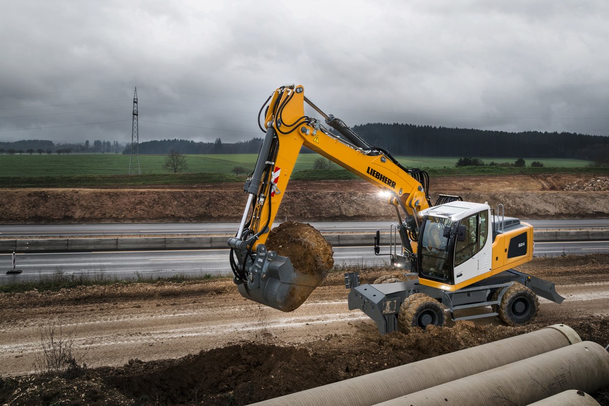 Liebherr A 924 Litronic Heavy Lift excavator specs (2016 - 2019 ...