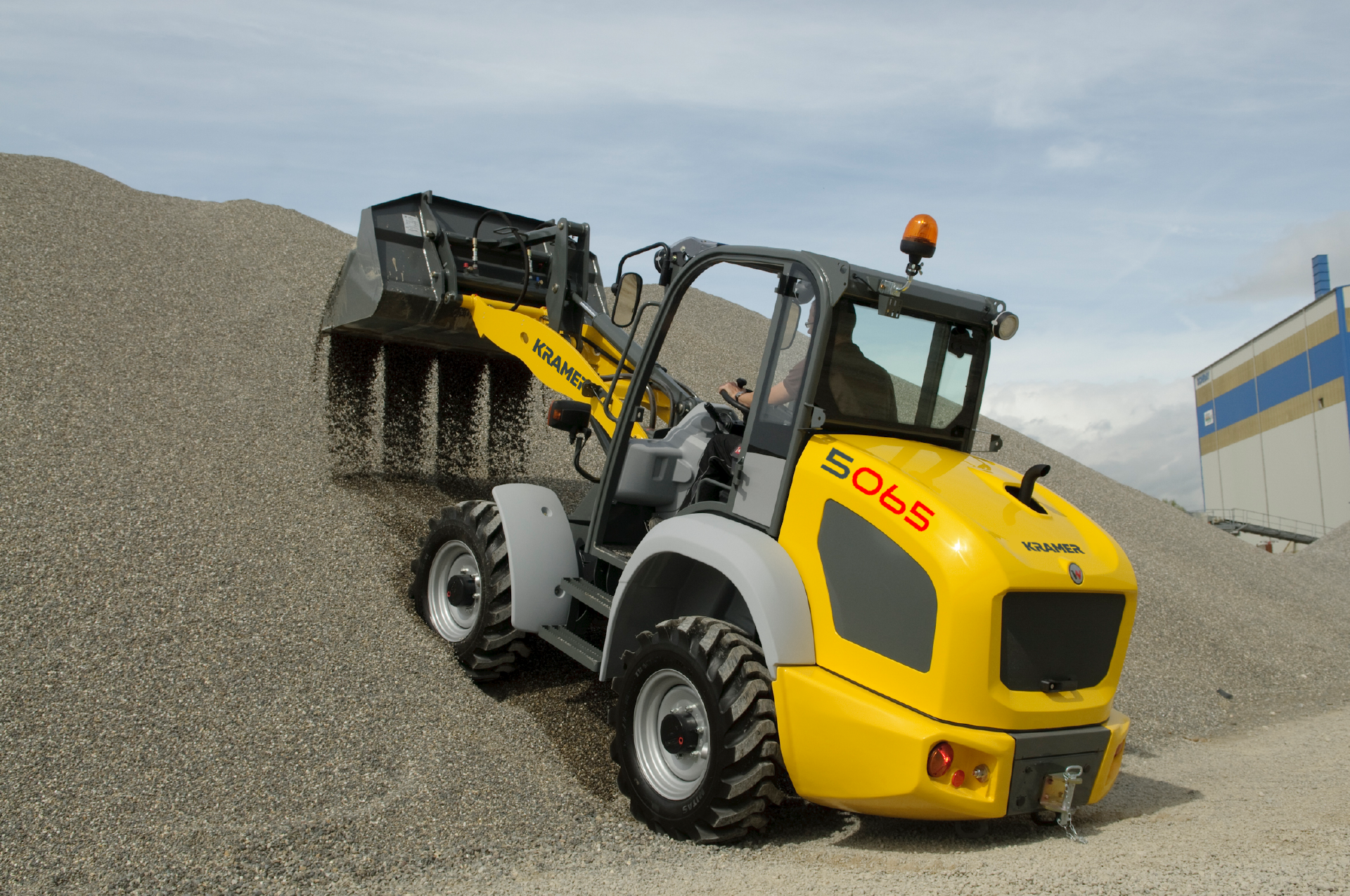 wheel-loaders-5065-kramer(5).png