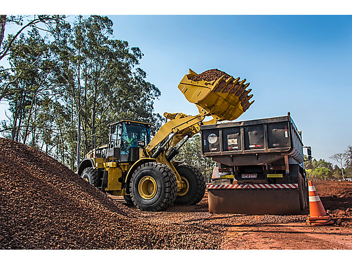 Caterpillar 966L Wheel Loader Specs & Dimensions (2019 - 2025