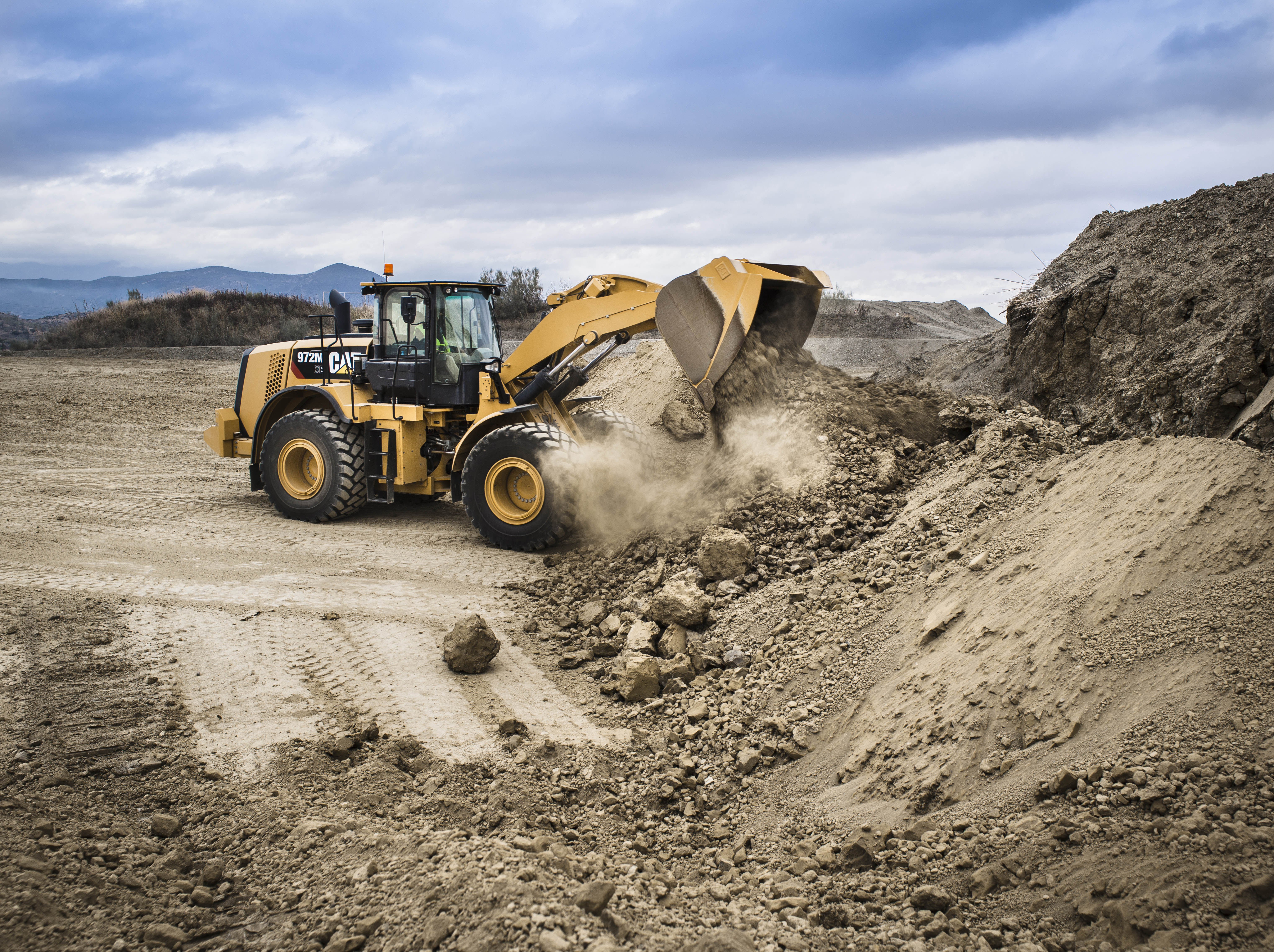 Caterpillar 972M XE Wheel Loader Specs (2014 - 2021