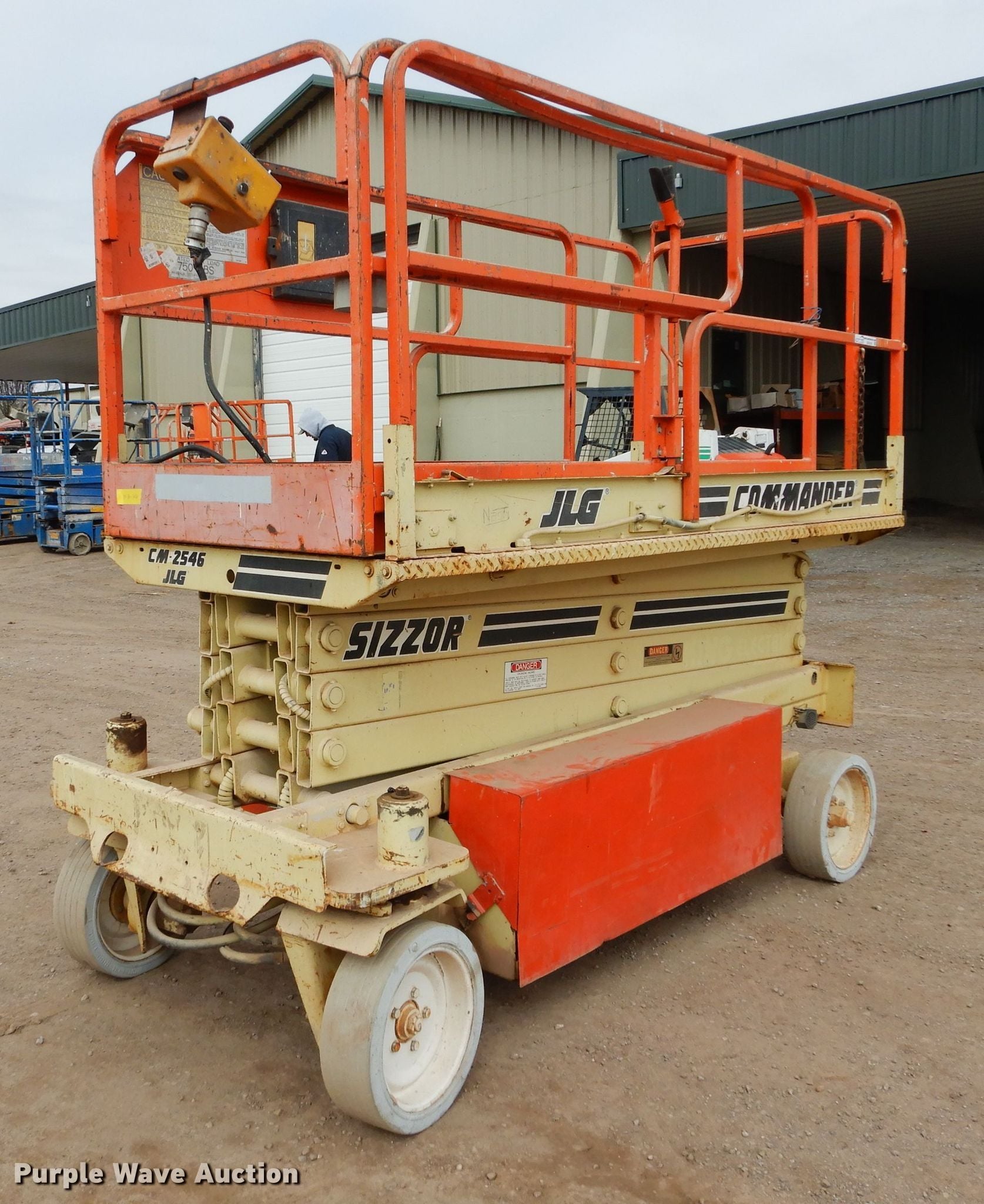 JLG CM 2546 Specs & Dimensions (1991 - 1996) | Wheeled scissor