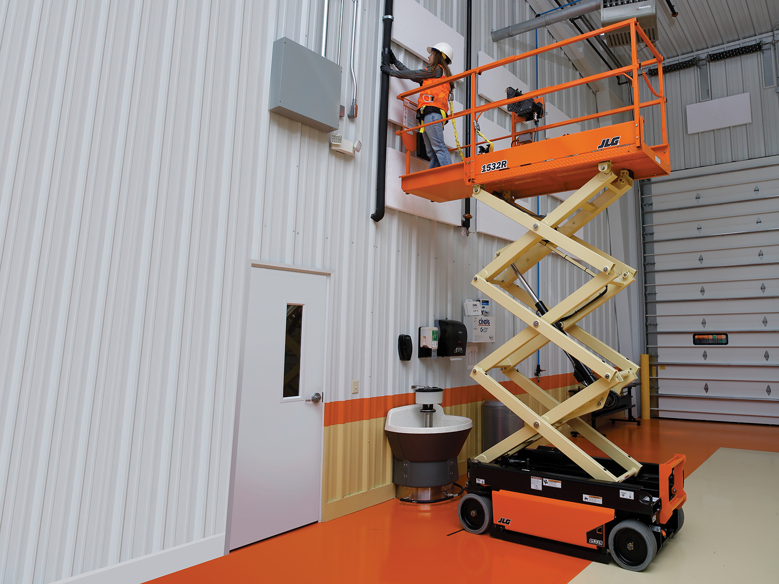 JLG 1532R Specs (2018 2021) Wheeled scissor lifts LECTURA Specs