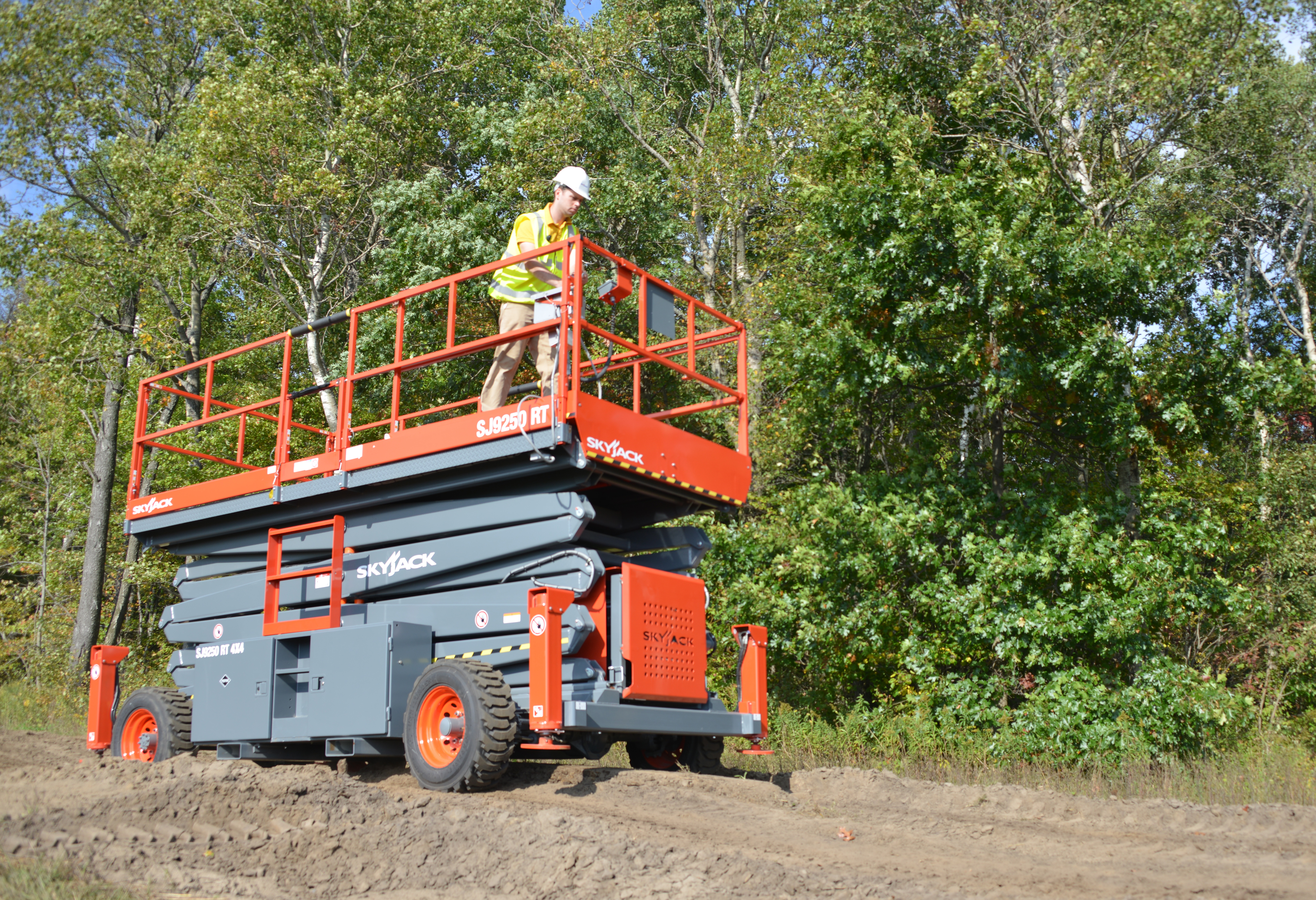 Skyjack SJ 9250 Specs & Dimensions (2009 - 2019) | Wheeled scissor